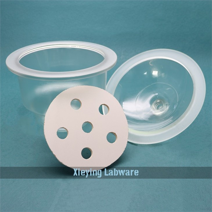 Clear Glass Desiccator