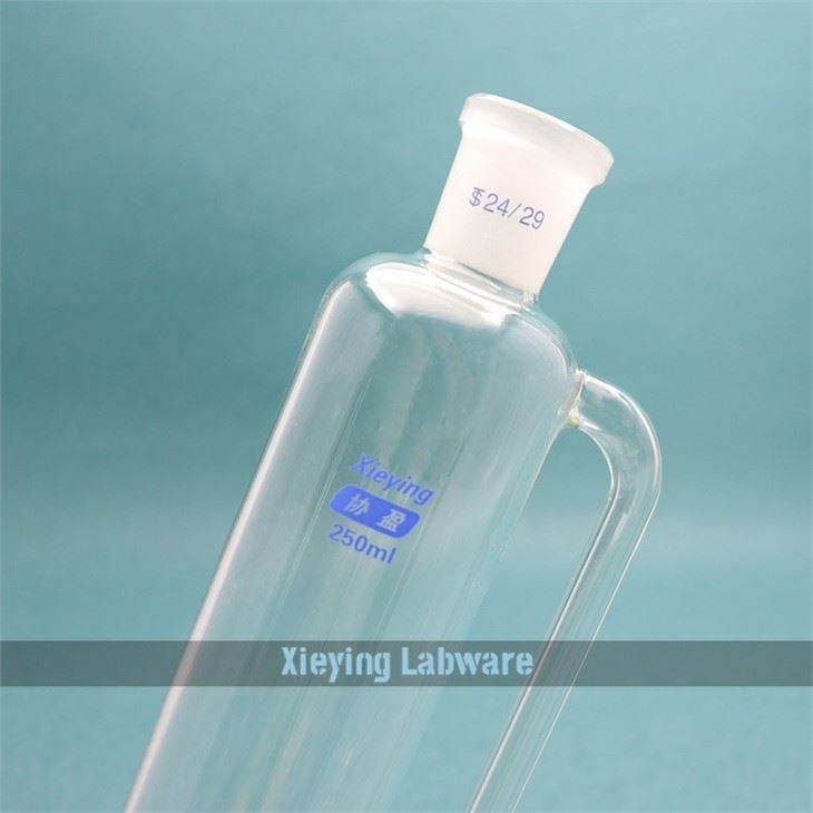 graduated glass dropping funnel