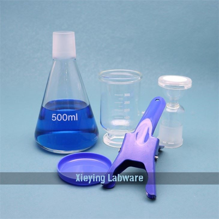 Vacuum Solvent Filtration Apparatus
